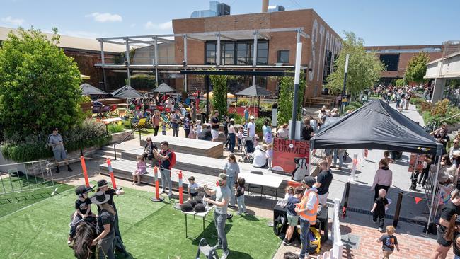 It’s not just white collar workers enjoying Morris Moor, Moorabbin locals are taking advantage of the new culinary and entertainment options in the precinct.