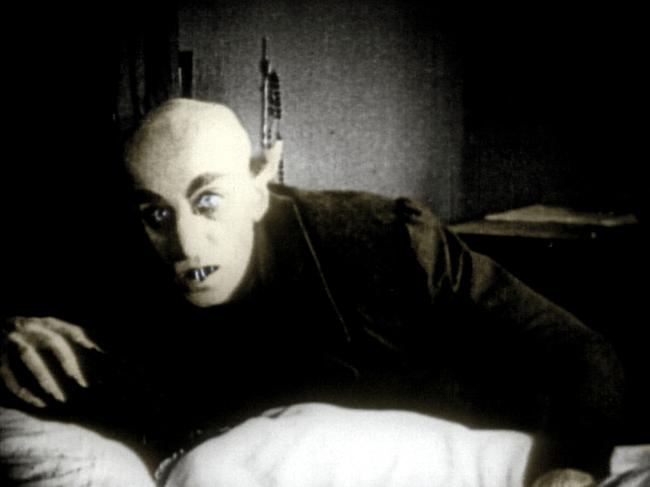 Scene from the 1922 film 'Nosferatu'.