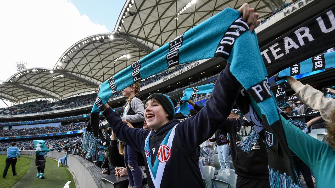 The day started with celebration and optimism from Port fans. (Photo by Mark Brake/Getty Images)