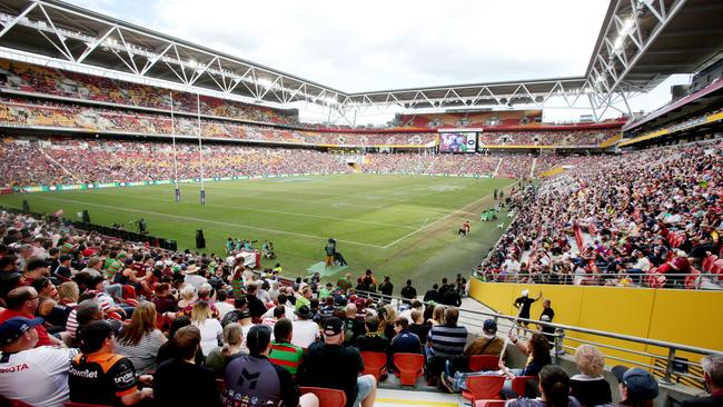 Conditions and punters of the NRL Magic Round, Suncorp Stadium Brisbane, on Sunday May 12th, 2019 (Image AAP/Steve Pohlner)