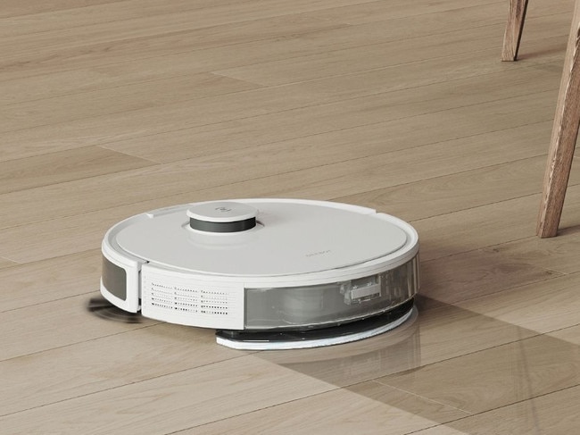 There's big savings to be made on robot vacuums at Amazon.