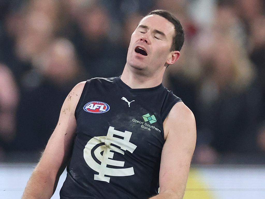 MELBOURNE, AUSTRALIA - AUGUST 03: Mitch McGovern of the Blues reacts after missing a set shot at goal after the siren during the round 21 AFL match between Collingwood Magpies and Carlton Blues at Melbourne Cricket Ground, on August 03, 2024, in Melbourne, Australia. (Photo by Daniel Pockett/Getty Images)