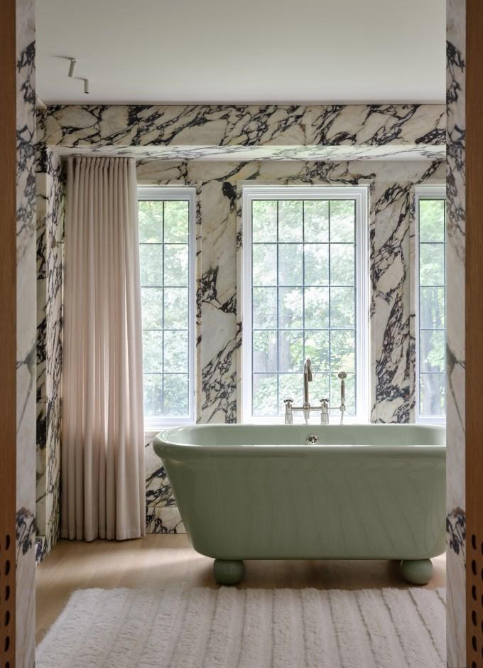 Louis Vuitton Luxury Bathroom Set Shower Curtain Style 07