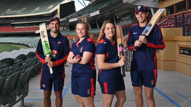 Capel (left) received a Redbacks rookie contract in May. Pictured with Cate Duneman, Paris Hall, and Kyle Brazell at Adelaide Oval. Picture: Keryn Stevens