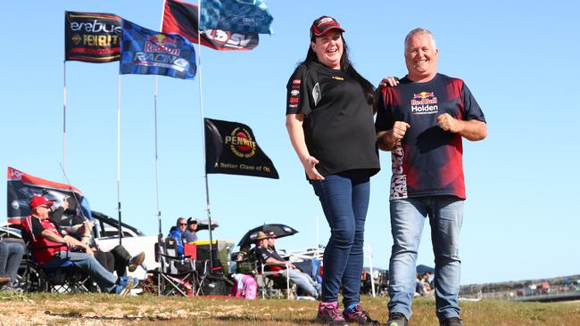 Amanda Ray and Allen Hargreaves enjoying the action at The Bend. Picture: Tait Schmaal.