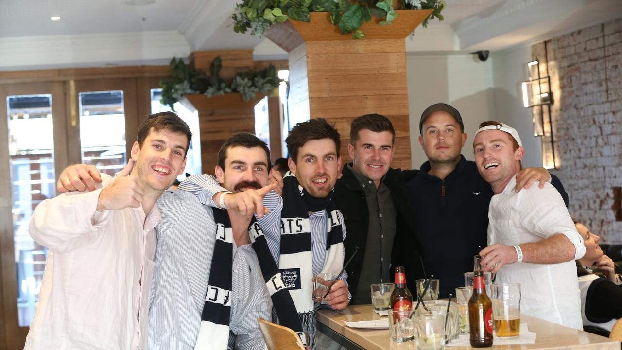 Footy fans watching Geelong v Sydney grand final at Geelong Hotel. Picture: Alan Barber