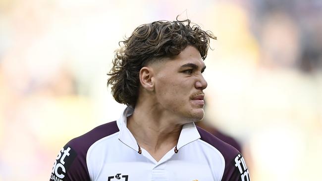 TOWNSVILLE, AUSTRALIA - AUGUST 10: Reece Walsh of the Broncos warms up before the start of the round 23 NRL match between North Queensland Cowboys and Brisbane Broncos at Qld Country Bank Stadium, on August 10, 2024, in Townsville, Australia. (Photo by Ian Hitchcock/Getty Images)