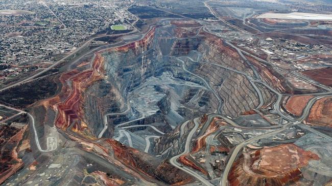 Kalgoorlie’s Super Pit mine is part owned by Northern Star. Picture: Bloomberg