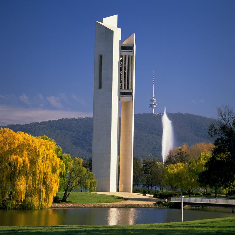 SEPTEMBER, 2005 : The National Carillon on Aspen Island at Lake Burley Griffin in Canberra, 09/05. ACT / Travel