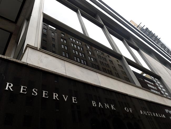 The signage of the Reserve Bank of Australia is seen on the building in Sydney on Tuesday, Aug. 2, 2016.  The Reserve Bank of Australia (RBA) cut interest rates to a new historic low of 1.50 per cent this afternoon.(AAP Image/Paul Miller) NO ARCHIVING