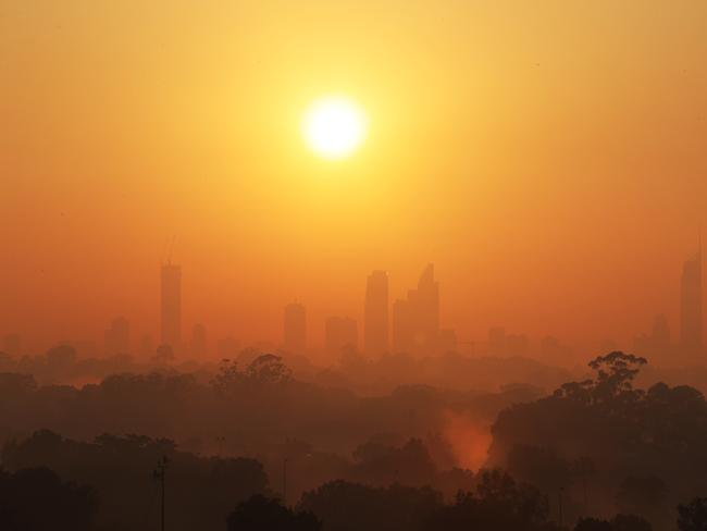 The study‘s findings suggest that there are a number of things that can be done to prevent future bushfires and La Niña events.