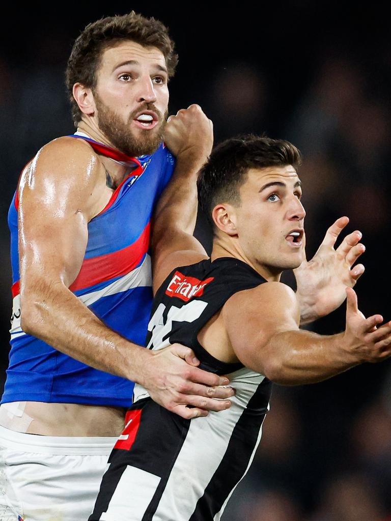 It was an epic battle between the Bont and Daicos. (Photo by Dylan Burns/AFL Photos via Getty Images)