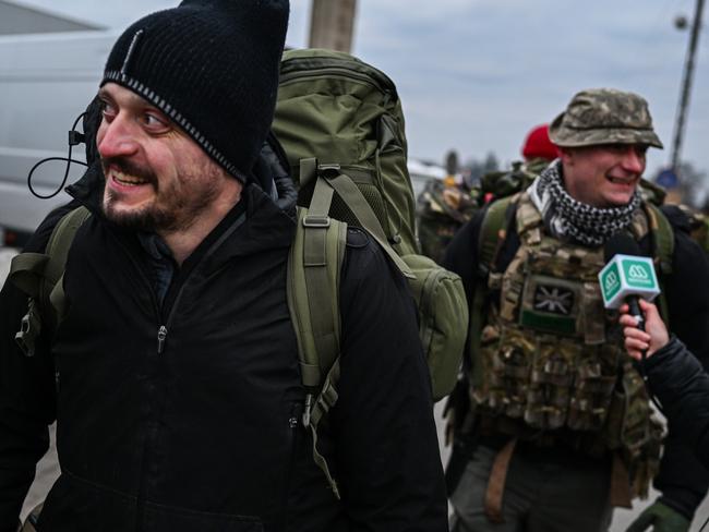 Mike and Alex from the United Kingdom who served in Afghanistan as paramedics arrive at the Polish Ukrainian border crossing to join the fight against Russia. Picture: Getty Images.