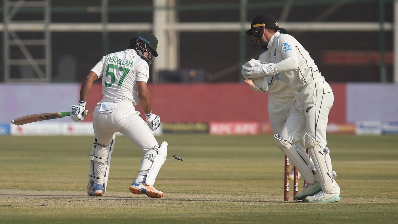 新西兰 vs 巴基斯坦在卡拉奇第 1 天的第一次测试统计报告重点视频新闻录制