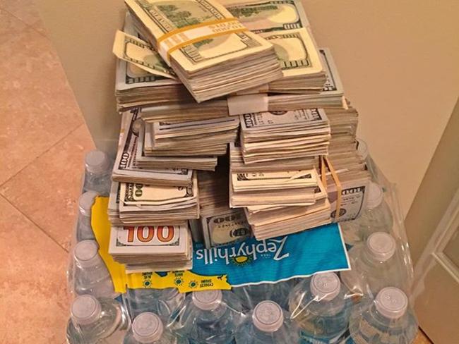 How much cash is in this photo? Picture: Timothy Sykes