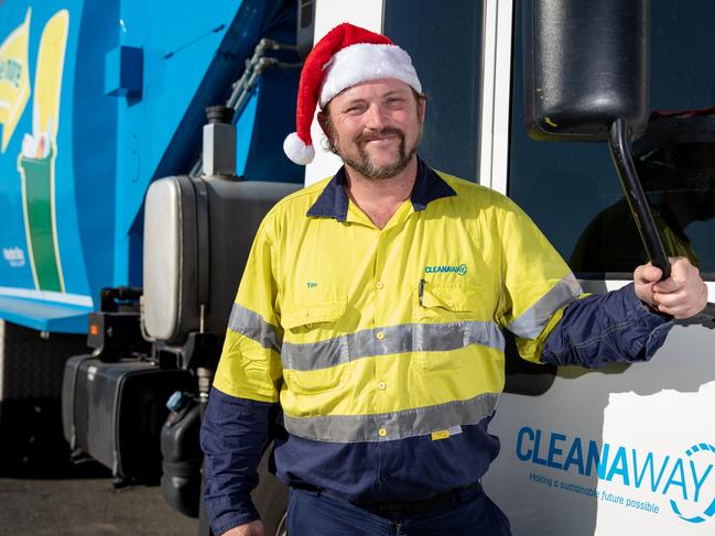 COPYRIGHT WARNING for Moreton Life ONLY. Phone Kylie Knight 3480 8226. Cleanaway's Tim Waite will be working on Christmas Day.