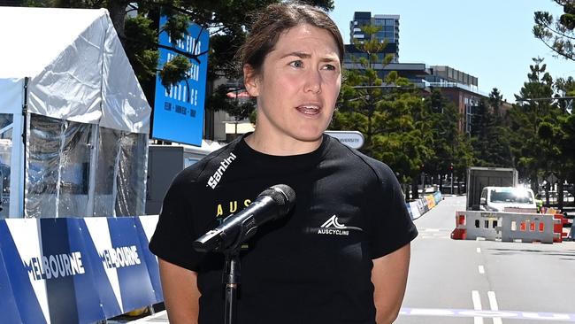 GEELONG, AUSTRALIA - JANUARY 27: (L-R) Michael Matthews of Australia and Team Jayco Alula, Chloe Hosking of Australia and Australian National Team and Cadel Evans of Australia Ex- Pro-cyclist attend to the media press during the 7th Cadel Evans Great Ocean Road Race 2023 - Previews / #CadelRoadRace / on January 27, 2023 in Geelong, Australia. (Photo by Tim de Waele/Getty Images)