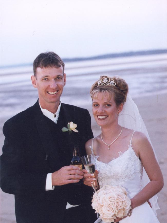 Dean Chapman and Melissa Taylor were married in Hervey Bay on October 15, 2000.