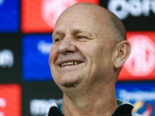 Ken Hinkley is hopeful Ollie Wines will only miss a week. Picture: Mark Brake/Getty Images