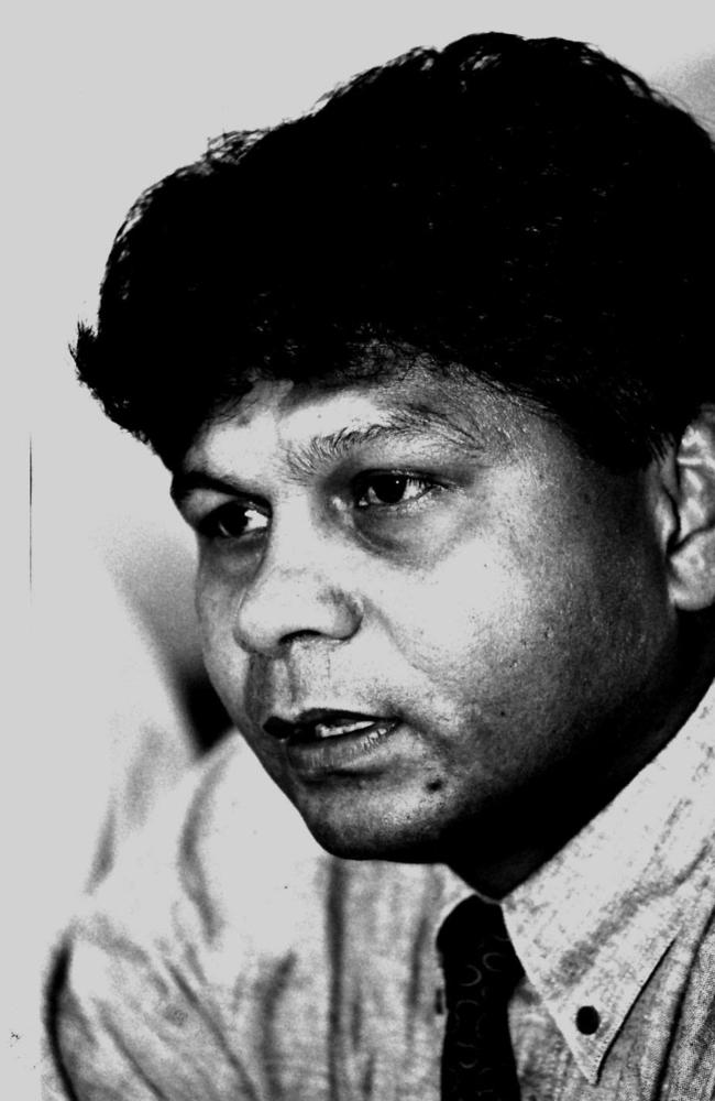 Former Arafura MLA, the late Maurice Rioli, during press conference in 1993. He died aged 53 in 2010.