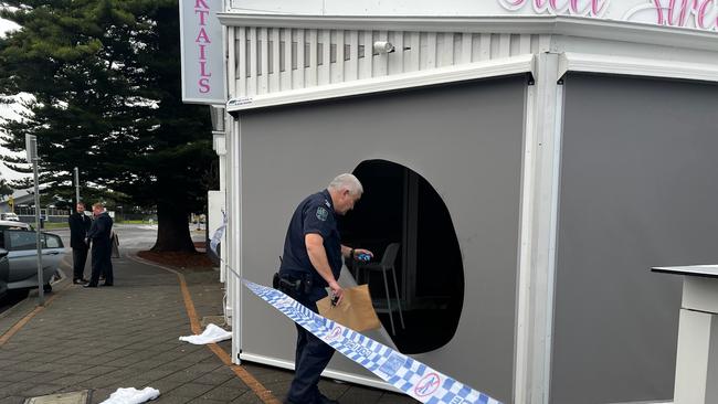 Police investigate a fire at a Port Noarlunga restaurant in the early hours of Wednesday morning. Picture: Emma Brasier