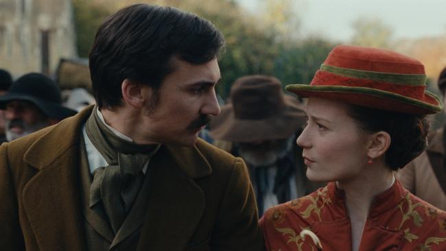 Henry Lloyd-Hughes and Mia Wasikowska in the film Madame Bovary