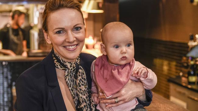 King William Road Emma Kardachi and baby Quinn. Picture: AAP / Roy VanDerVegt