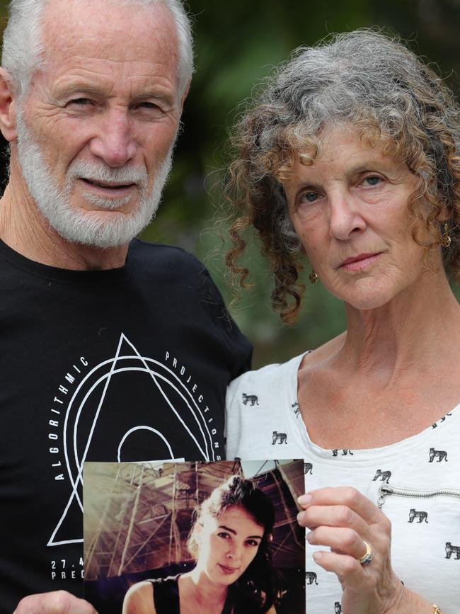 Elanora couple Sally and Graeme Wood are campaigning to have caps removed on the number of Australian citizens allowed to return home so their daughter Emma can escape Spain where she is stranded. Picture Glenn Hampson