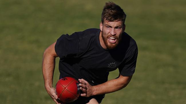 Jack Viney of the Demons trains in Elsternwick, Friday, May 8, 2020. The AFL has been postponed because of the coronavirus pandemic. (AAP Image/Michael Dodge) NO ARCHIVING