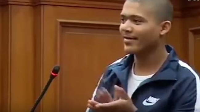 Serial killer claps at sentence and taunts victims ...