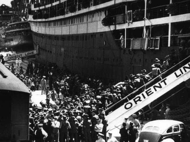 The first Australian troops embark for overseas deployment in 1939. Picture: State Library of NSW