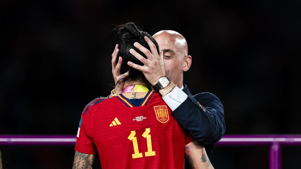 President of the Royal Spanish Football Federation Luis Rubiales (R) kisses Jennifer Hermoso of Spain (L). (Photo by Noemi Llamas/Eurasia Sport Images/Getty Images)