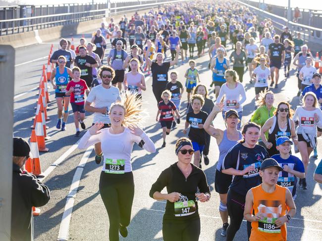 Run the Bridge Fun Run 2020 across Tasman Bridge. Picture: RICHARD JUPE