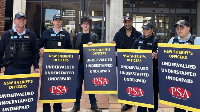 Sheriffs protested outside Campbelltown court for better pay and work conditions. Picture: Inasha Iftekhar