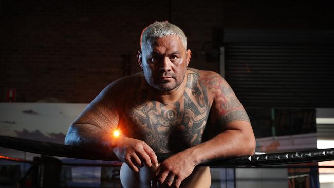 Mark Hunt at Steel City Boxing in Newcastle. Picture: Richard Dobson