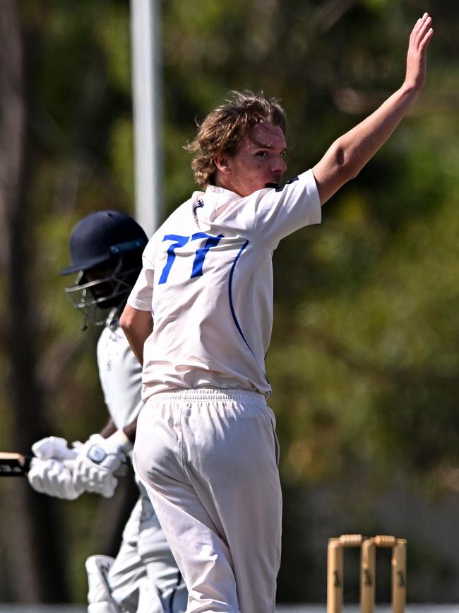 VTCA: Keilor’s Ryan Metz captures the wicket of Shanaka Silva. Picture: Andy Brownbill