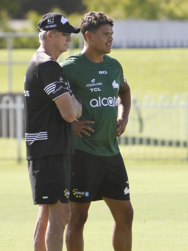 Wayne Bennett issued a no-nonsense address to Latrell Mitchell over his fitness.