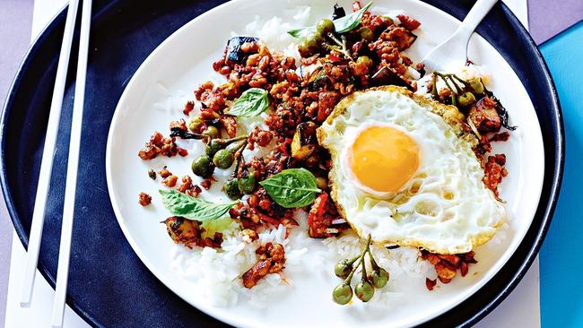 This chilli chicken stir-fry is topped with a fried egg.