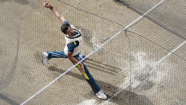 MANCHESTER, ENGLAND — SEPTEMBER 02: Mitchell Starc of Australia bowls during the Australia Nets Session at Emirates Old Trafford on September 02, 2019 in Manchester, England. (Photo by Ryan Pierse/Getty Images)