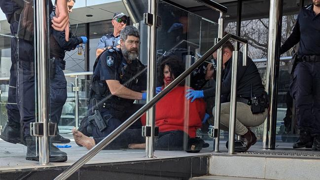 Woman arrested outside Toowoomba Courthouse after brandishing a knife. Picture: NewsCorp Australia