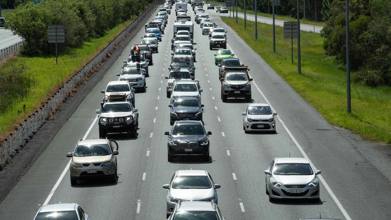 Traffic on the Bruce Highway as seen from the Uhlmann Road overpass. Picture: Brad Fleet