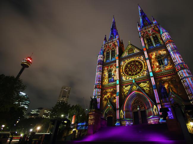 The cathedral always draws crowds. (AAP Image/Steven Saphore)