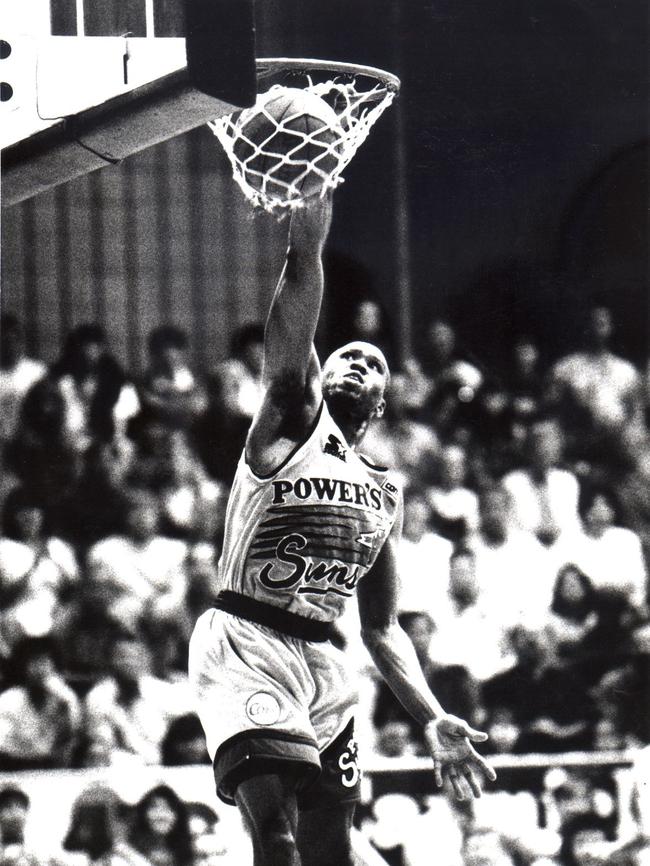 spreadm9 Darryl Johnson (1994) Townsville Crocs Crocodile basketball suns