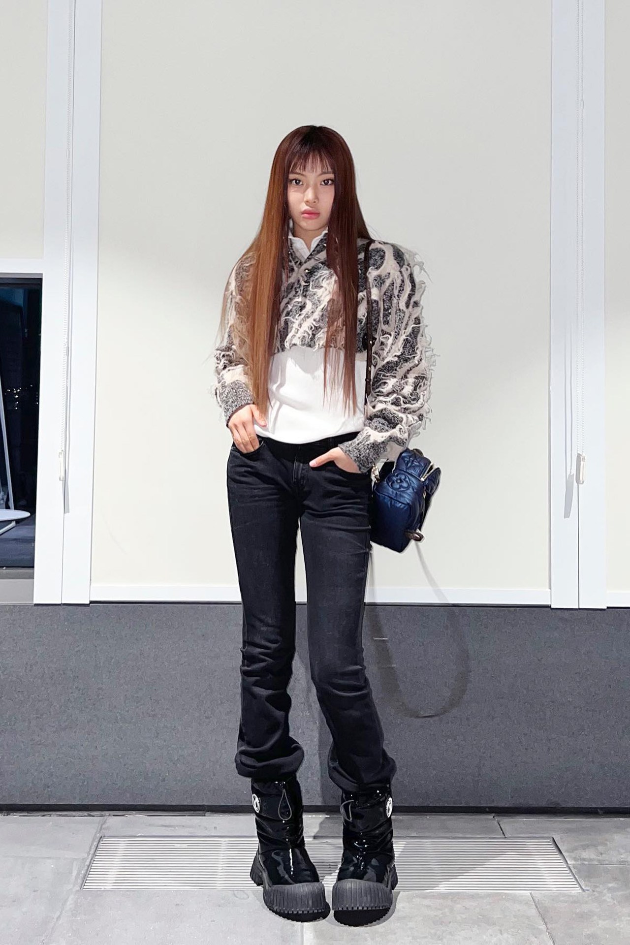 <p><em>Image credit: Instagram.com/newjeans_official.&nbsp;</em></p><p>Hyein wears Louis Vuitton on November 28 2022.&nbsp;</p>