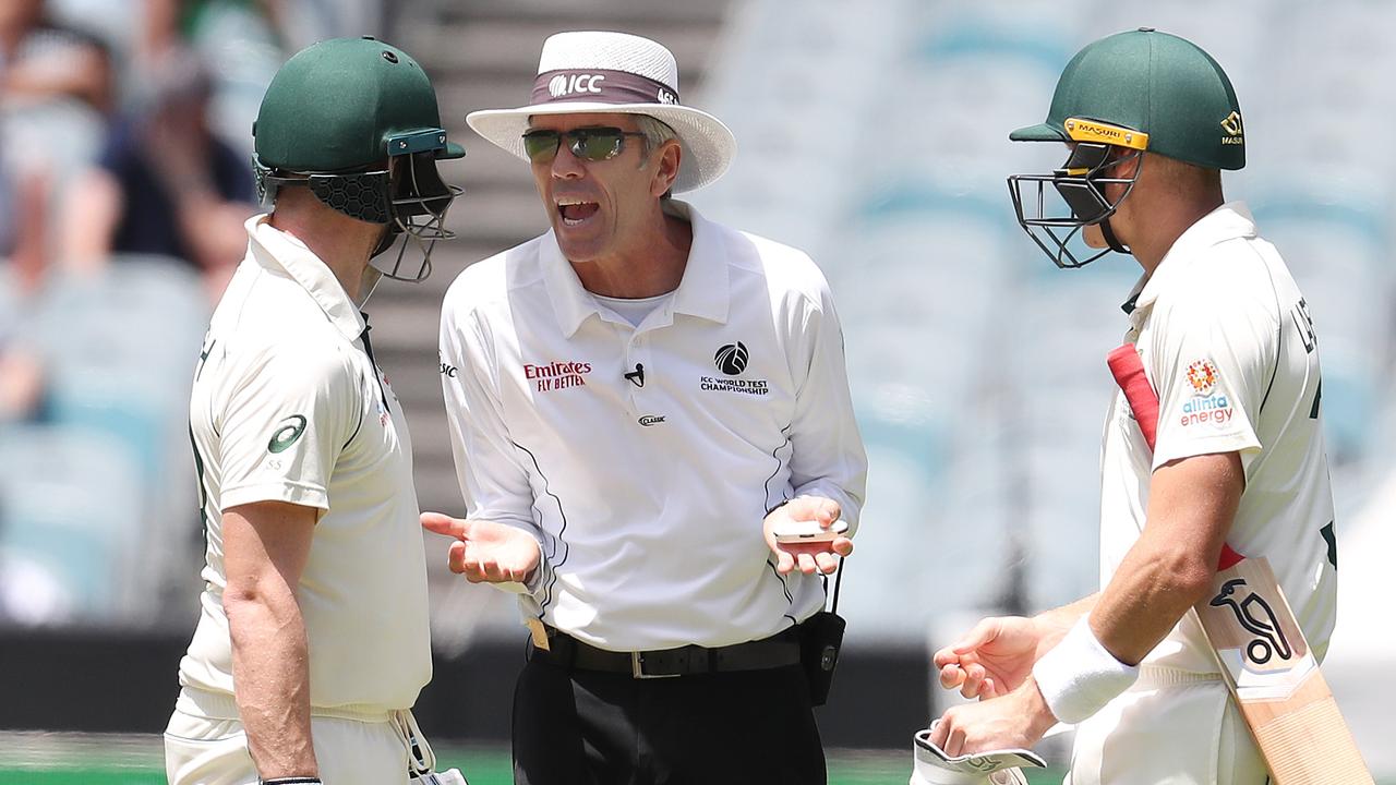 Steve Smith remonstrated with umpire Nigel Llong after being denied two leg byes.