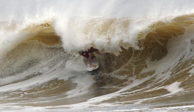 Alexandra Headland gets good lefts and rights for longboarders and shortbaorders alike. Picture: Nicholas Falconer