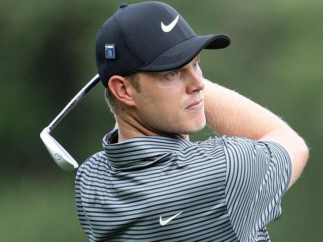 AUGUSTA, GEORGIA - APRIL 11: Cameron Davis of Australia plays a shot on the fifth hole during the first round of the 2024 Masters Tournament at Augusta National Golf Club on April 11, 2024 in Augusta, Georgia.   Warren Little/Getty Images/AFP (Photo by Warren Little / GETTY IMAGES NORTH AMERICA / Getty Images via AFP)