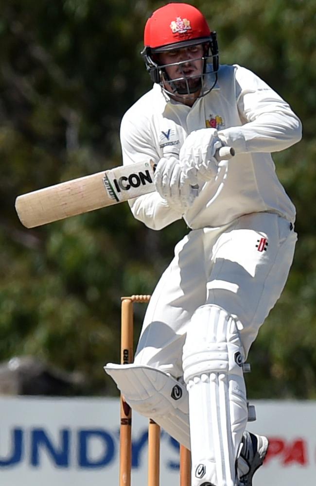 Luke Manders in his first stint with the Swans.