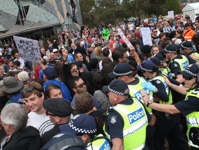 Reclaim Australia, No Room For Racism Rallies Clash Aussie Cities ...