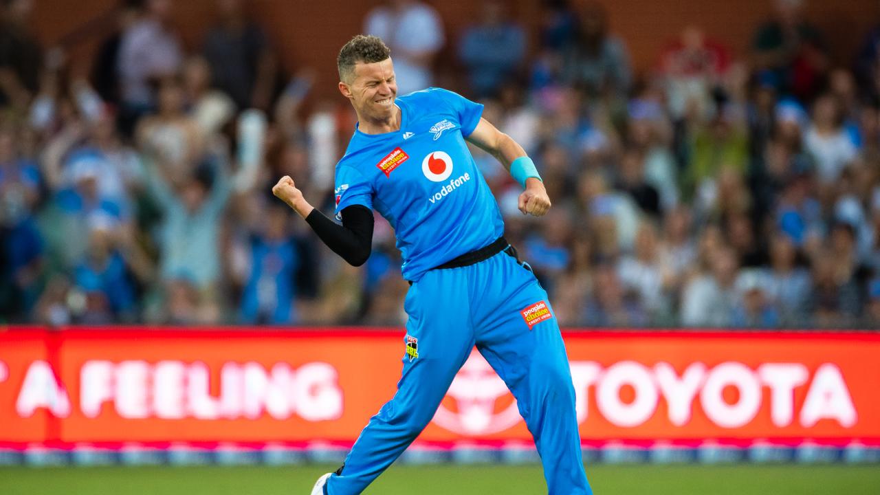 Peter Siddle of the Strikers doesn’t need to turn back the clock, he just needs to keep eating his bananas